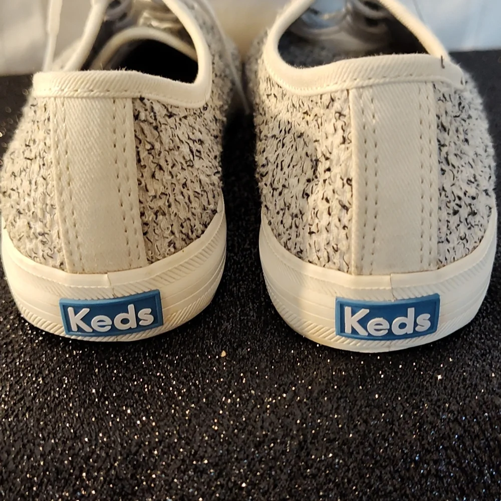 Keds Sneakers - Picture 2 of 6